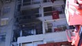 İzmir'de apartmanda patlama: Yaralılar var!