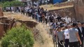 Kurban Bayramı tatilinde deniz, güneş, kumsal yerine fenomen dizinin evine akın ettiler!