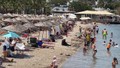 Bodrum'da bayram kalabalığı kamerada: Plajlarda boş yer kalmadı