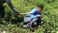 Sosyal medya tacizcisine güpegündüz yol kenarıkan donduran işkence kamerada!