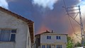 Önce Bursa şimdi de Sakarya... Alevlerin yaklaştığı 2 mahalle boşaltıldı
