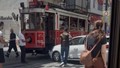 Taksim'de nostaljik tramvaya otomobil çarptı