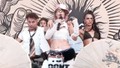 Hande Yener'in plaj konseri için seçtiği sahne kıyafeti alay konusu oldu