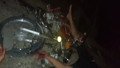 Motosikletiyle kaza yapıp, sosyal medyada paylaştığı video ile yardım istedi