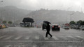 Meteoroloji'den üç bölgeye sağanak ve fırtına uyarısı