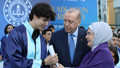 Erdoğan ailesinin gurur günü: Torununa diplomasını kendi elleriyle verdi