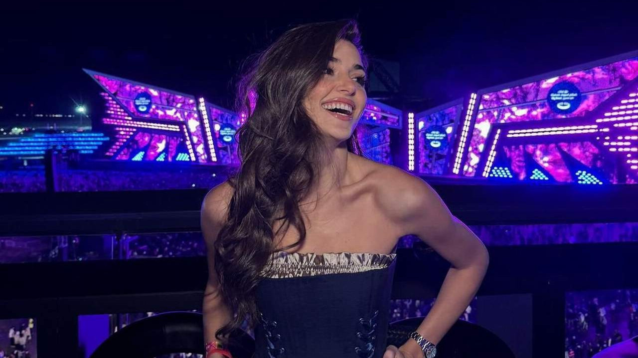 Hande Erçel Türkiye'ye ayak basar basmaz gözaltına alındı