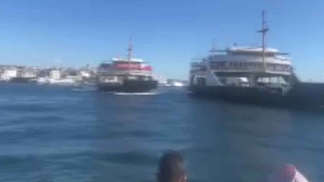 İstanbul'da korku dolu anlar: Feribot, vapura ve iskeleye çarptı