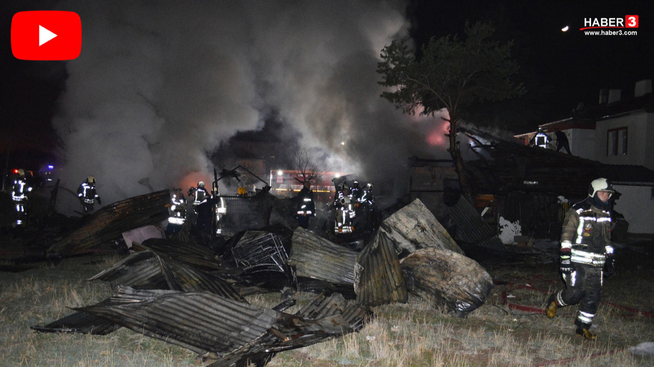 Zihinsel engelli 3 kardeşin yaşadığı ev yanarak kül oldu