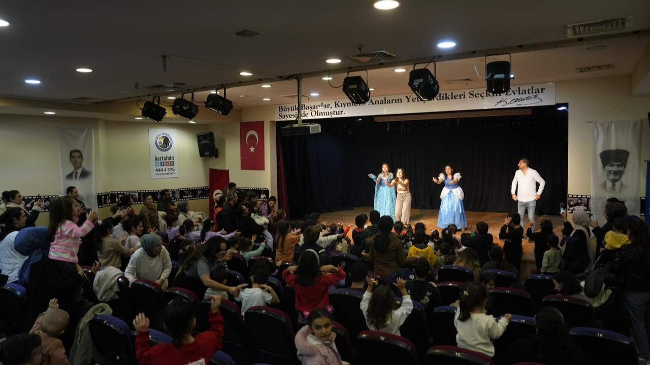 Kartal Belediyesi’nden Çocuklara Özel Yeni Yıl Şöleni