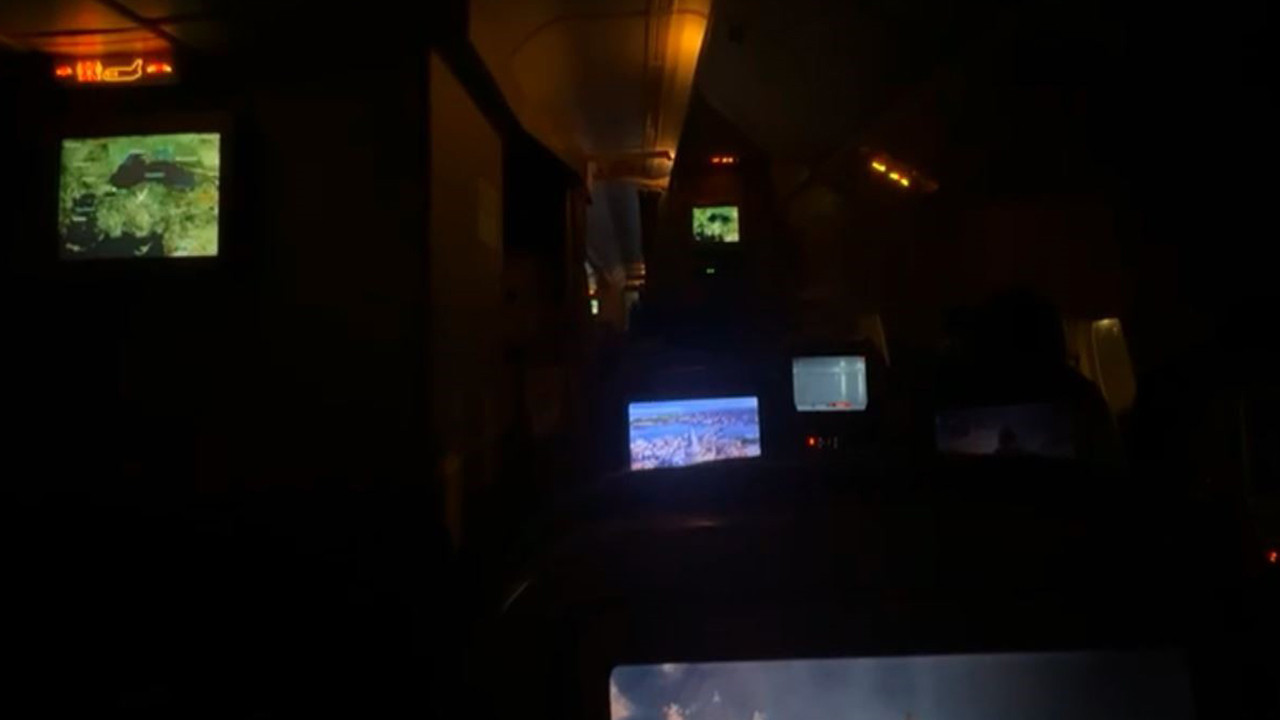 Bakan paylaştı! İşte Ankara'da düşen uçakta dakika dakika yaşananlar