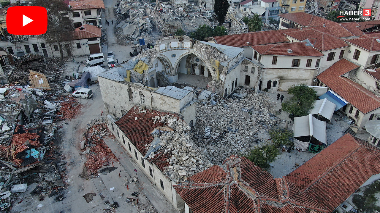7,7 ve 7,6 büyüklüğündeki depremlerin yok ettiği tarihi caminin 3 yıl sonraki hali ortaya çıktı