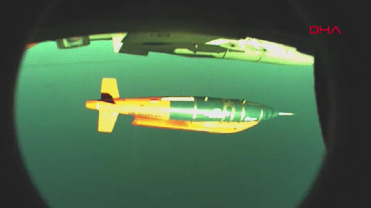 ASELSAN'ın uzun menzilli KGK-84’ü hedefi tam 12'den vurdu