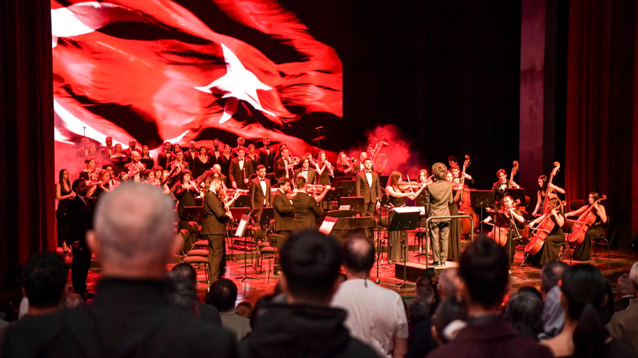 Cumhuriyet'in başkentine atılan tarihi adımın 106. yılı coşkuyla kutlandı