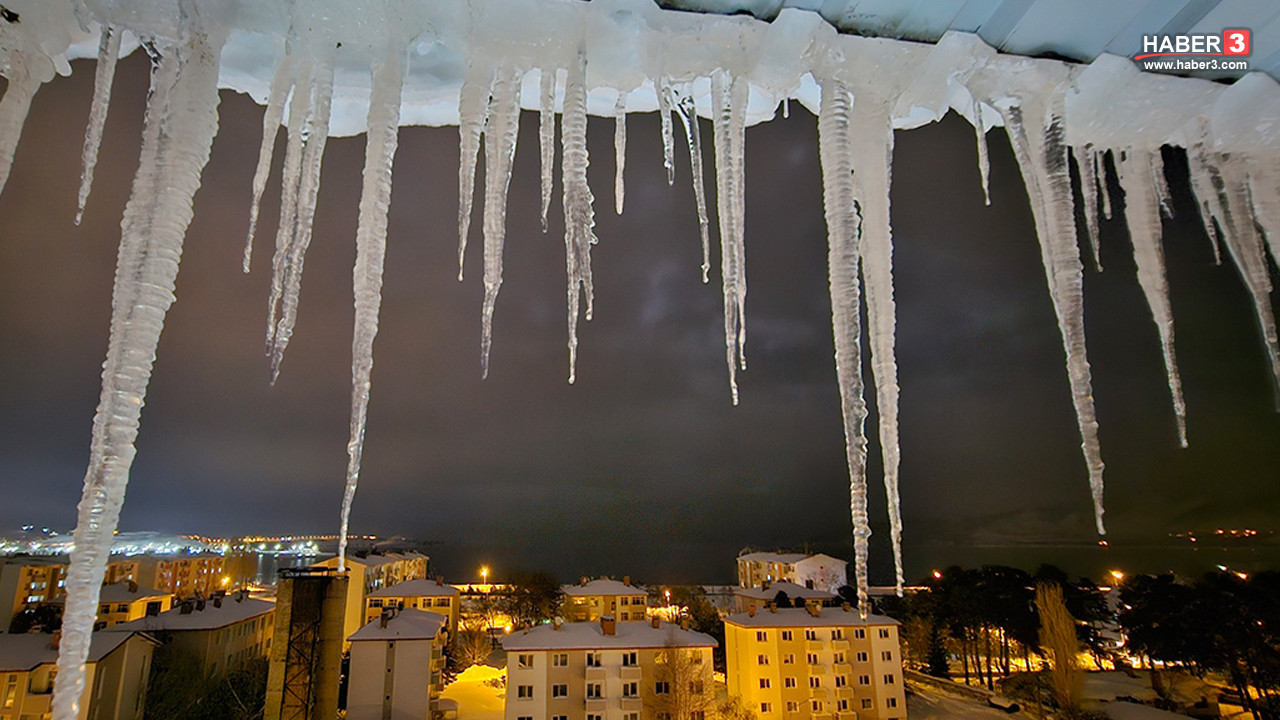 İki ilimizde çekilen bu fotoğraflar yok artık dedirtti: Sarkıtların boyu 3 metreyi buldu