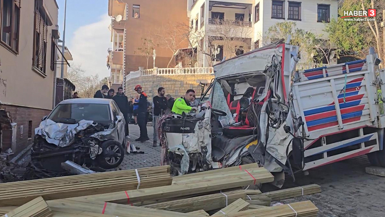 İstanbul'da kamyon dehşeti: Biri turist 2 kişi öldü