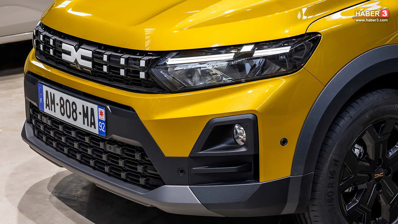 Türkiye'nin en ucuz, en çok satan otomobillerinden Dacia Sandero yenilenerek Türkiye'de satışa çıktı