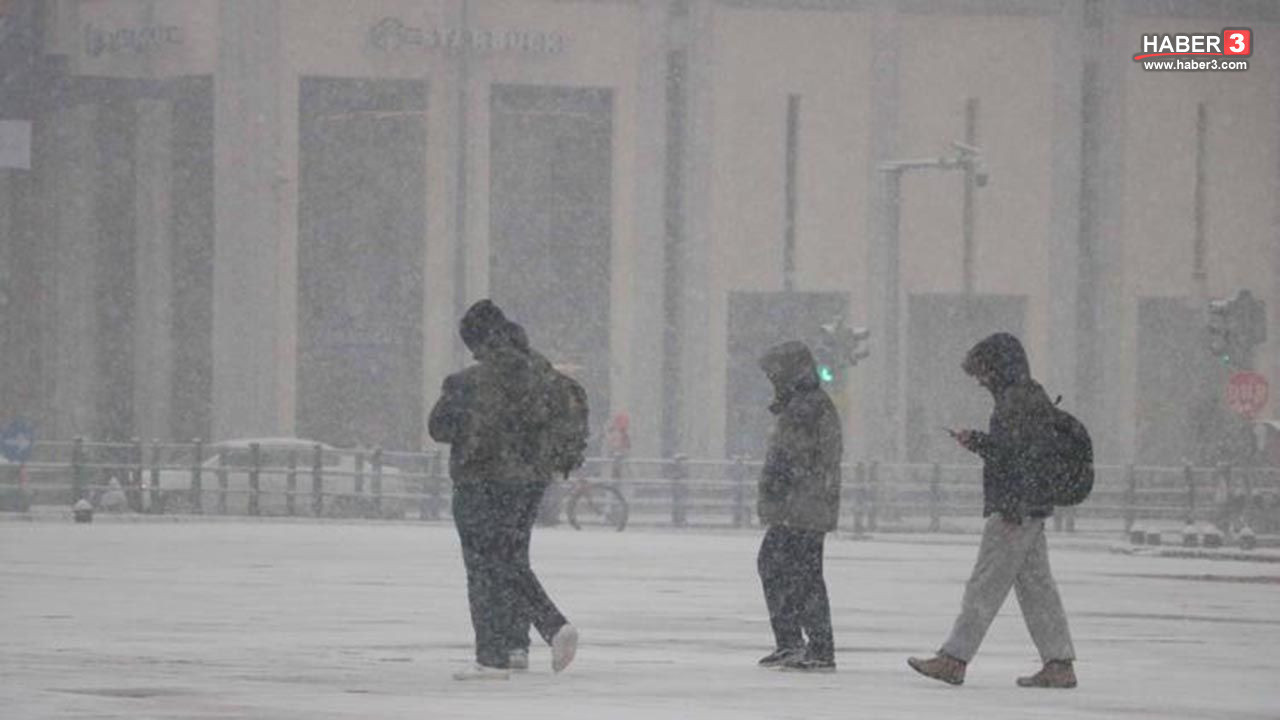 Hafta sonunun hava durumu belli oldu: Sibirya soğukları, sağanak yağış ve kar yağışı geri döndü
