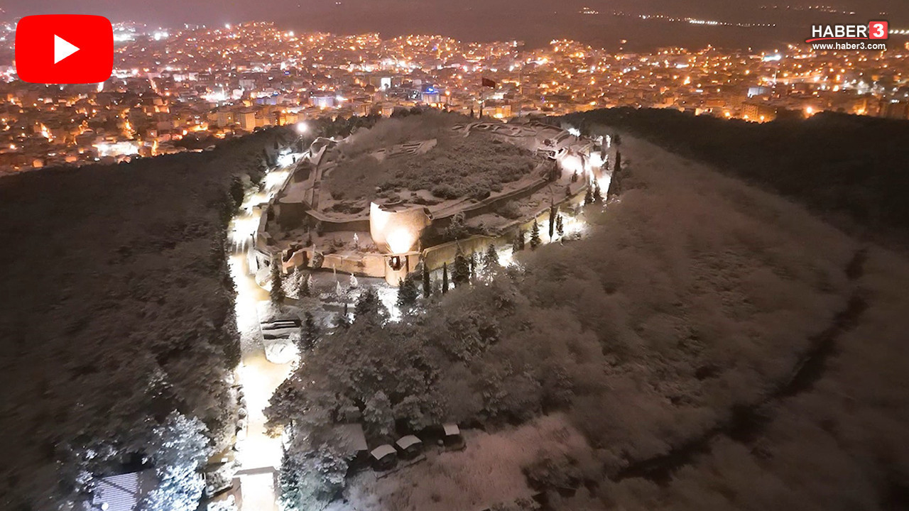 İstanbul'un zirvesindeki gecenin karanlığında kameralara yansıyan kar manzarası büyüledi