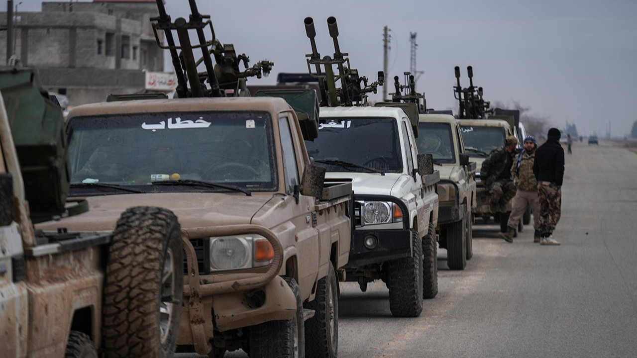 Suriye ordusu bir bölgede daha kontrolü sağladı!