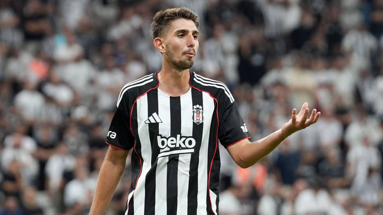 Beşiktaş'ın genç yıldızı Avrupa yolcusu! KAP'a bildirildi