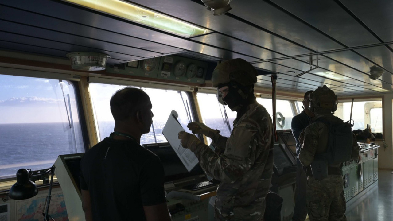 Rusya'nın gölge filosu Akdeniz’de yakalandı! Bir Rus tankerine el konuldu