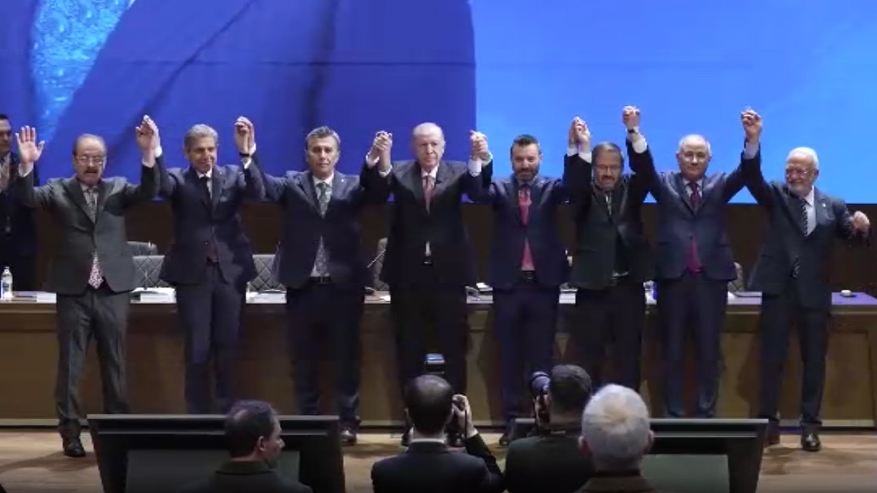 Dört belediye başkanı daha AK Parti'ye katıldı!