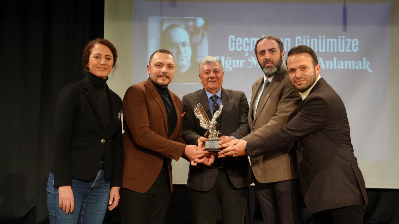 Kartal’da Uğur Mumcu Anıldı: Mustafa Balbay’dan Anlamlı Söyleşi