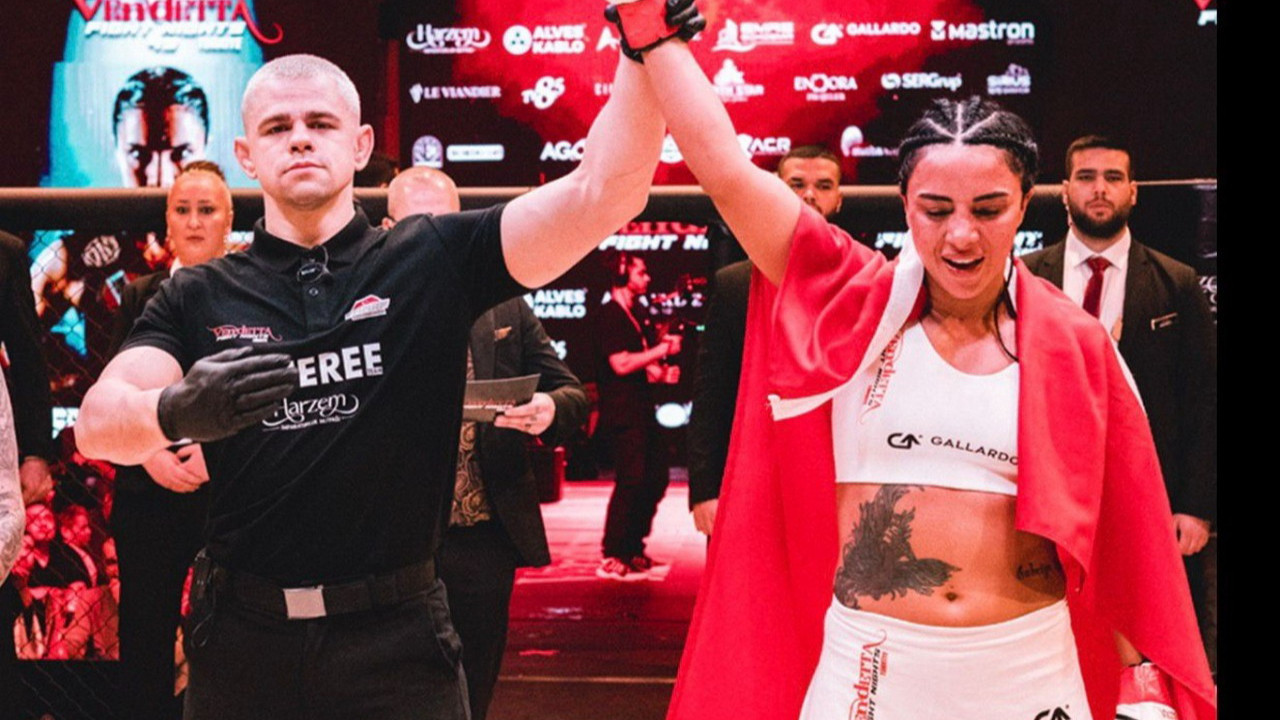 Kick Boks'taki gururumuz Sabriye Şengül’den altın madalya