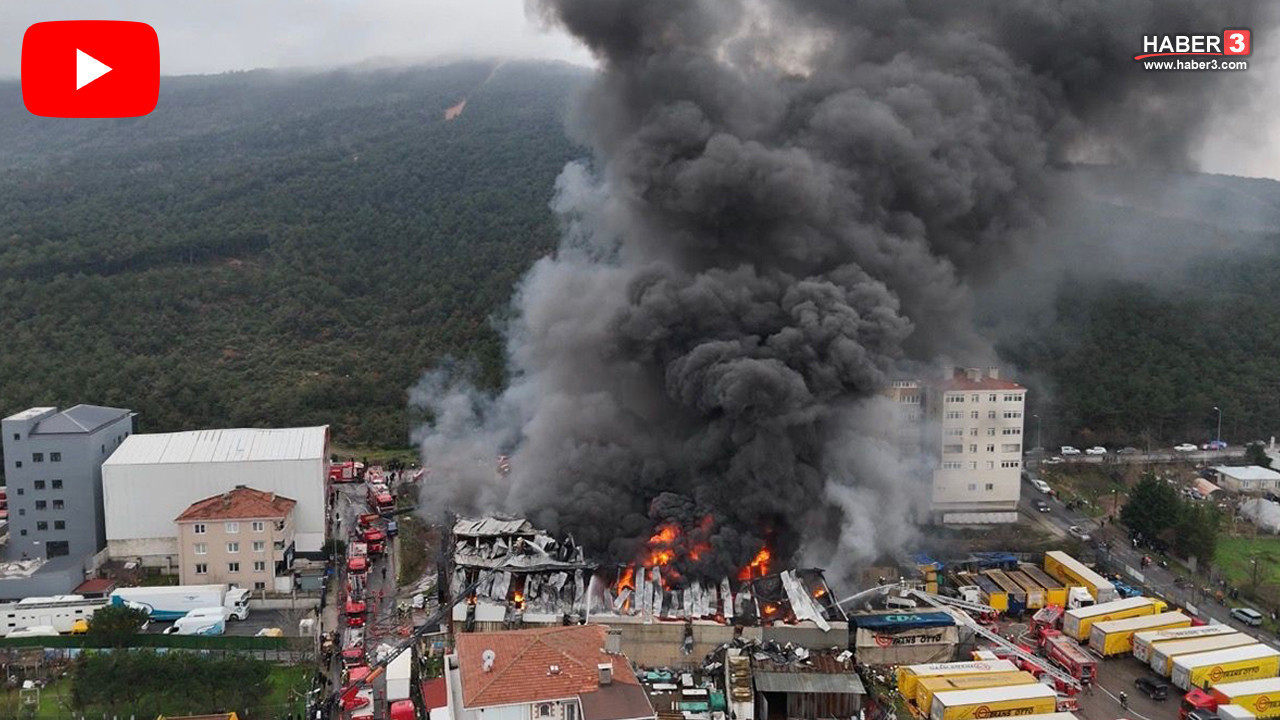 İstanbul'da korkutan yangın... Fabrika binası alev topuna döndü