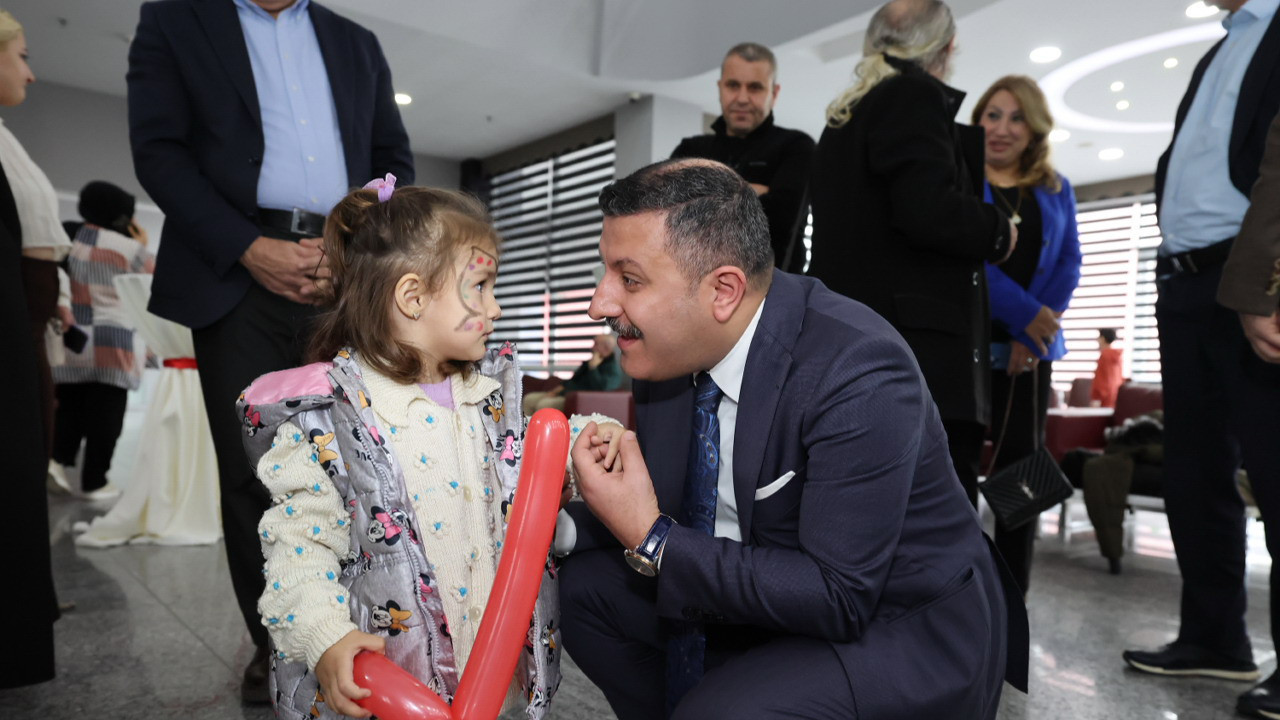 Küçükçekmece Belediyesi'nden özel bireyler için sevgi izi desteği