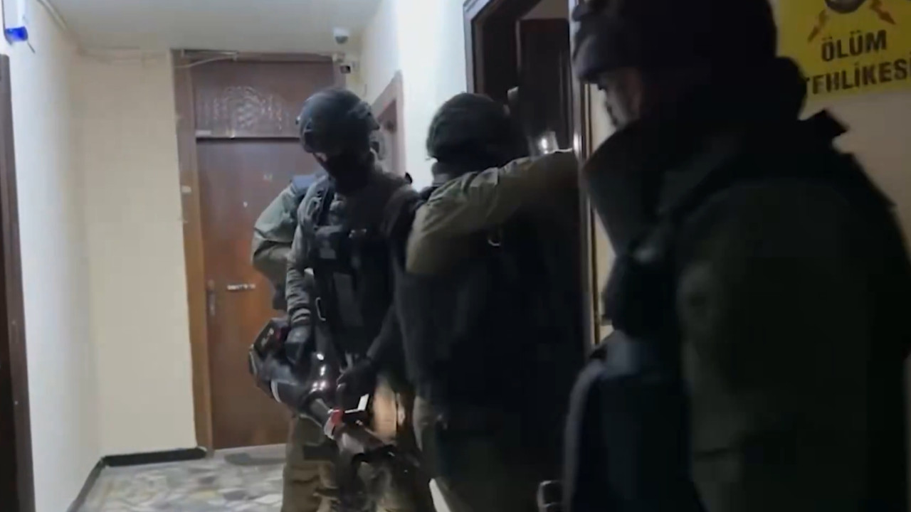 İstanbul merkezli 22 ilde terör operasyonu: Onlarca gözaltı var!