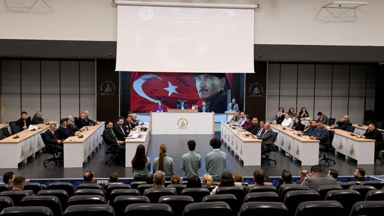 AGİP Muratpaşa Belediye Meclisi'nde çalışmalarını anlattı: ‘İklim mücadelesi yerelde başlar’