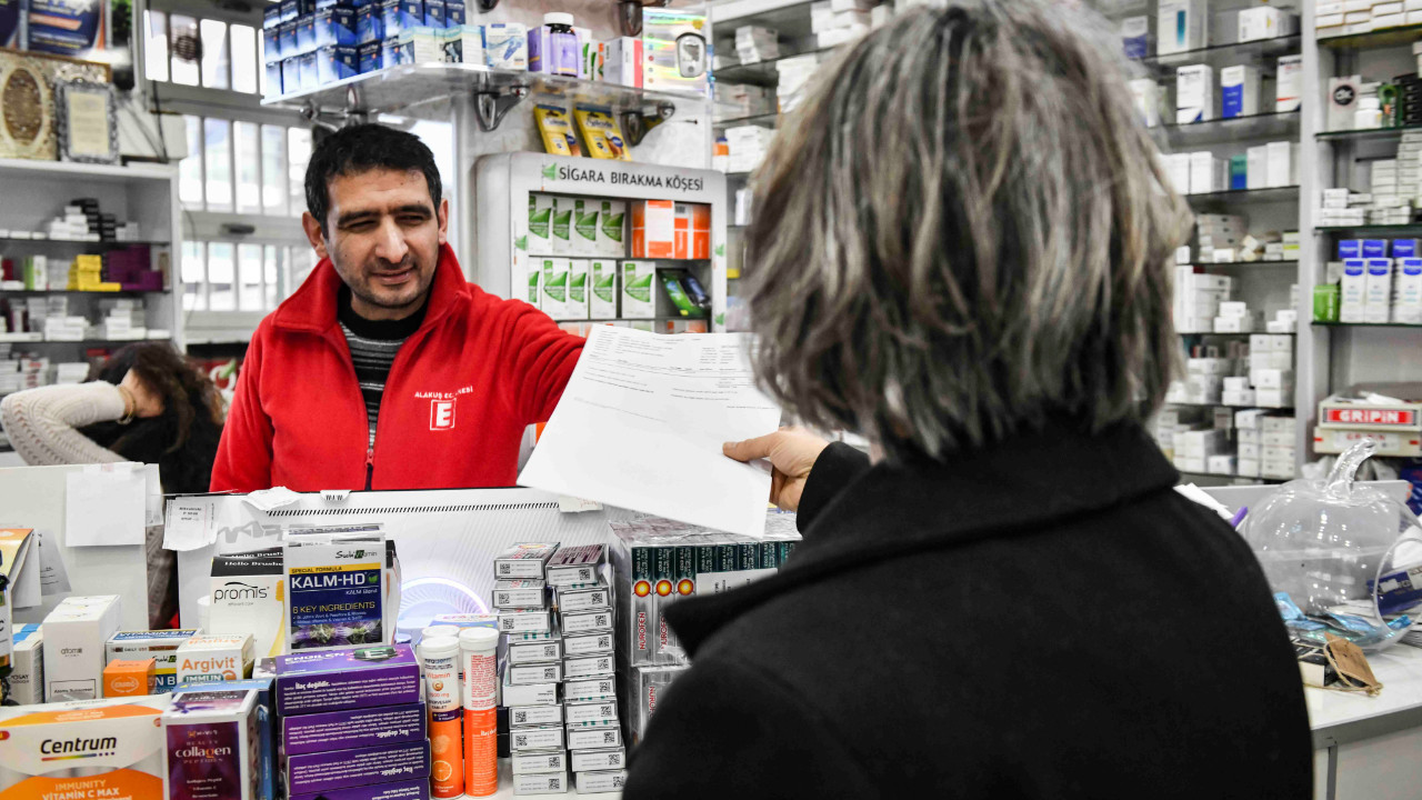 ABB'den asgari ücretli ve emeklilere 5 milyon 175 bin TL'lik sağlık desteği