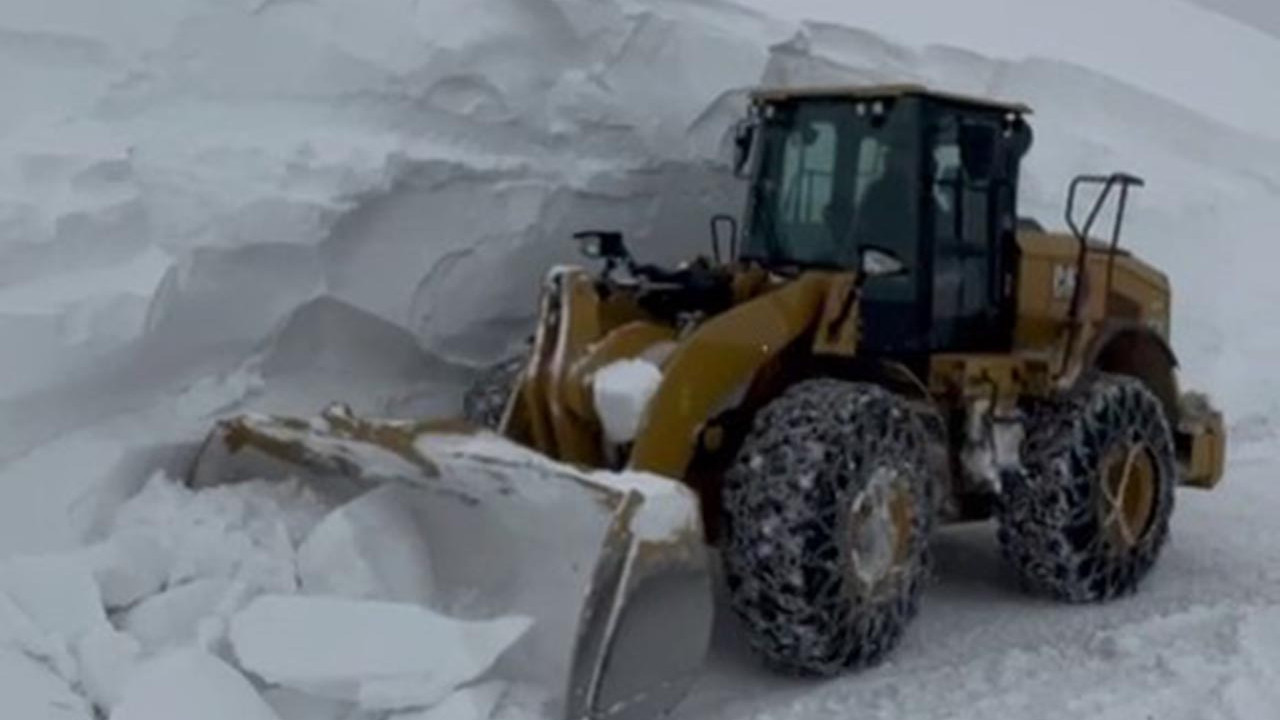Burası ne Sibirya ne de Alaska... Erzurum'da kar kalınlığı 5 metreyi buldu!