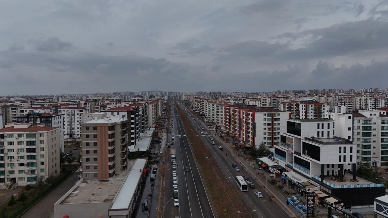 Şehir gibi mahalle: Altı ilin nüfusunu geride bıraktı!