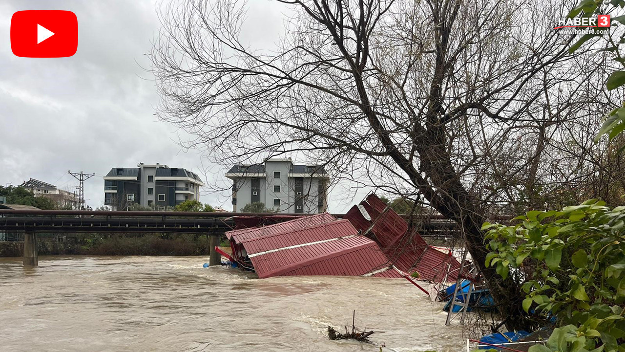 Felaket filmi değil gerçek... Türkiye'nin tatil cenneti Antalya sular altında...