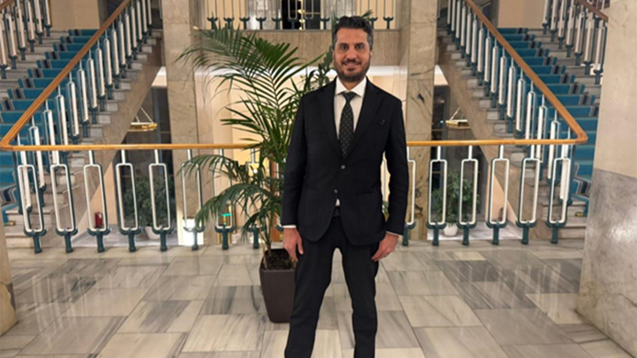 Fizyoterapist Zafer Aksungur Uyardı: Boyun Ağrısının Nedeni Yastık Değil, Duruş Alışkanlıkları