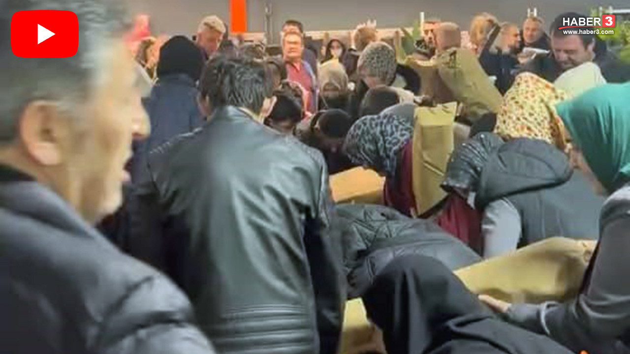 ''Her şey 100 TL'' kampanyası izdihama dönüştü, vatandaş birbirini ezdi