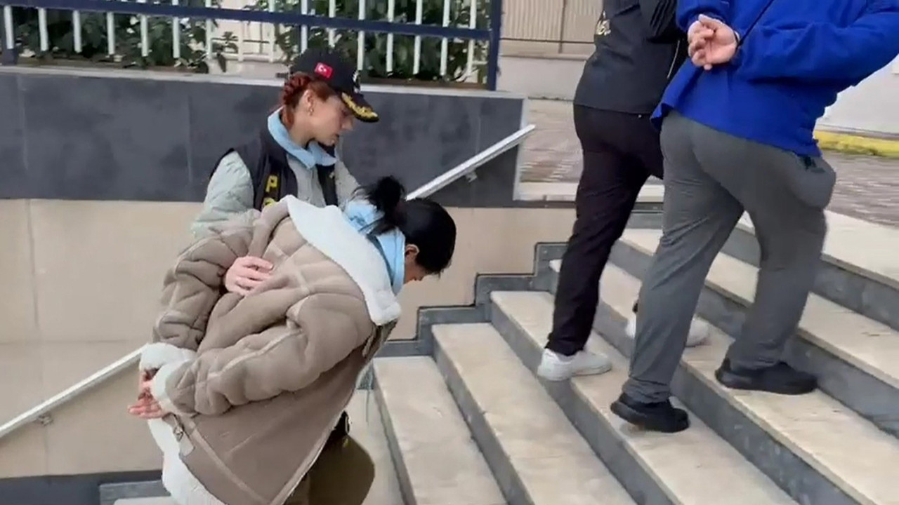 Yabancı uyrukluları hedef alan oturum belgesi çetesi çökertildi