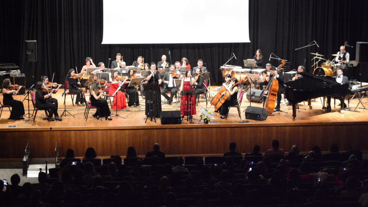 Muğla Büyükşehirden Sezen Aksu Şarkılarına Senfonik Dokunuş