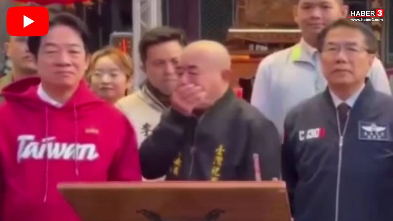 Canlı yayında Devlet Başkanı'nın üzerine istifra etti