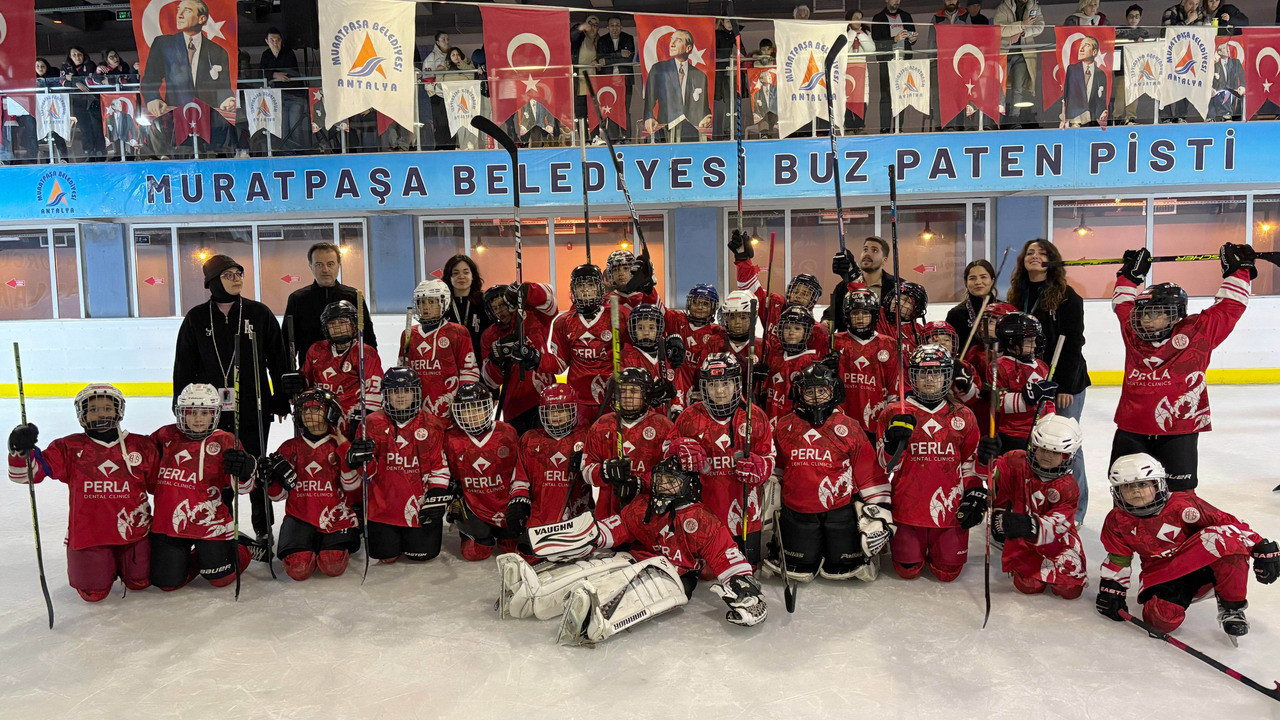 Muratpaşa’dan çifte galibiyet