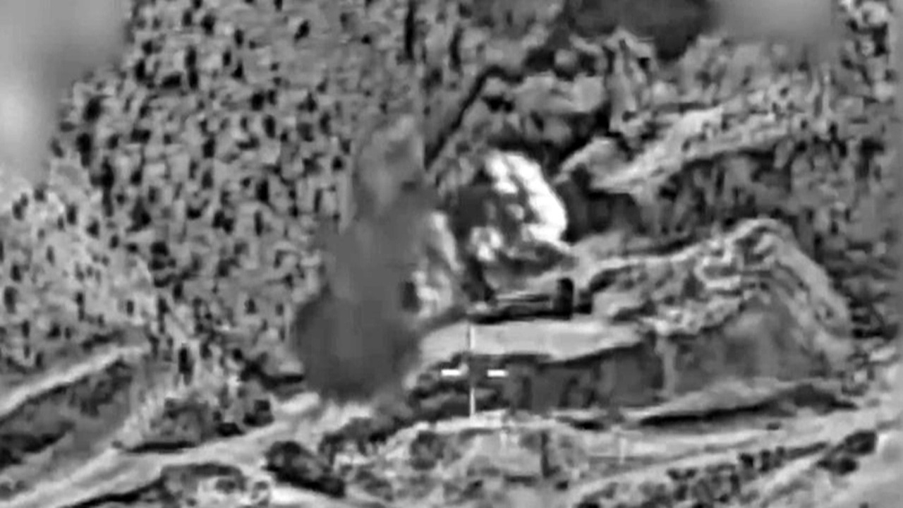 İsrail, İran'a düzenlediği kanlı saldırının görüntülerini yayınladı