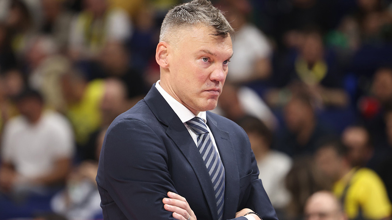 Fenerbahçe'de büyük şok: Jasikevicius Dubai'de mahsur kaldı