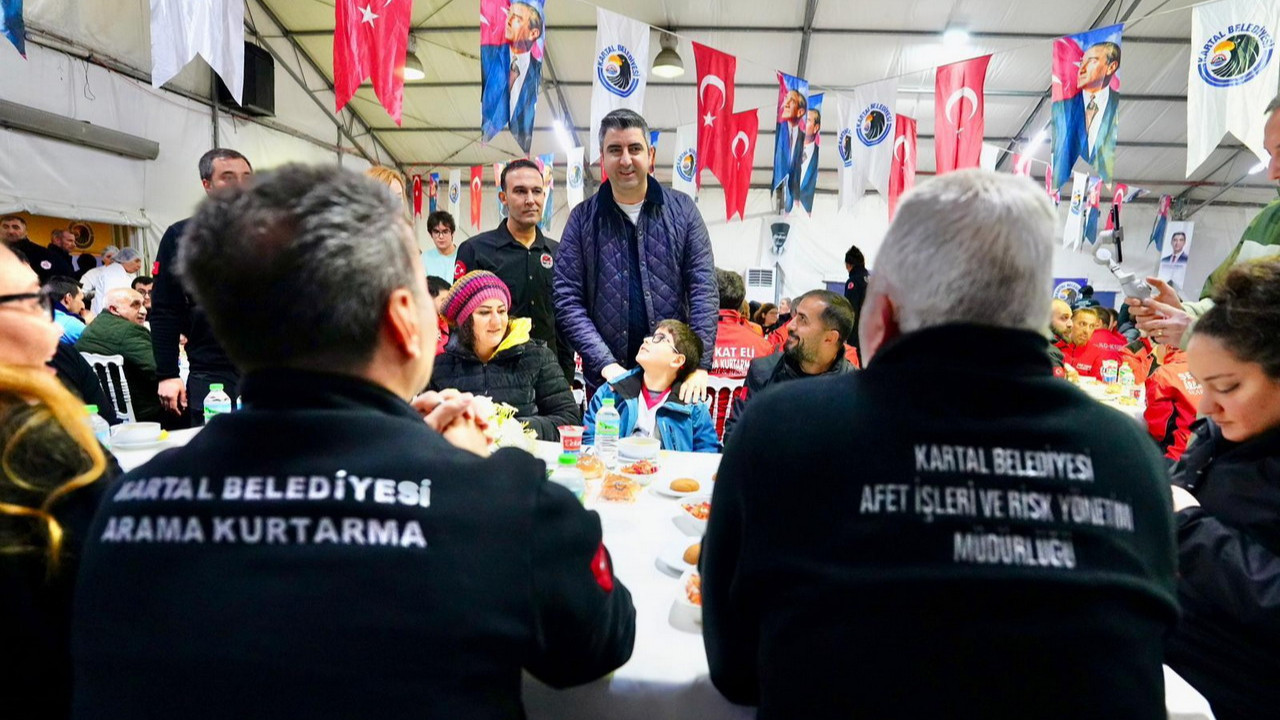 Kartal Belediyesi, Afet ve Arama Kurtarma Ekiplerini İftar Sofrasında Buluşturdu