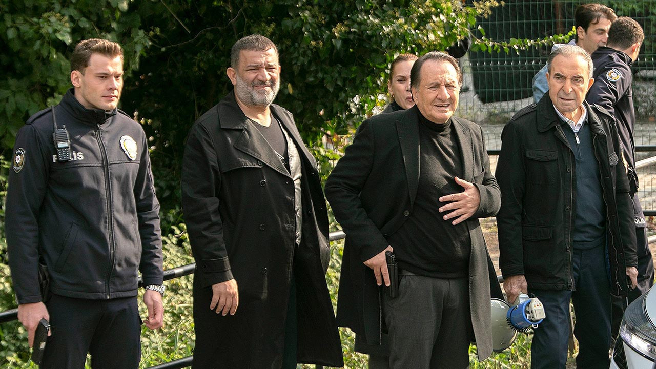 Arka Sokaklar dizisine dev transfer: Murat Serezli emekli başsavcıyı canlandıracak