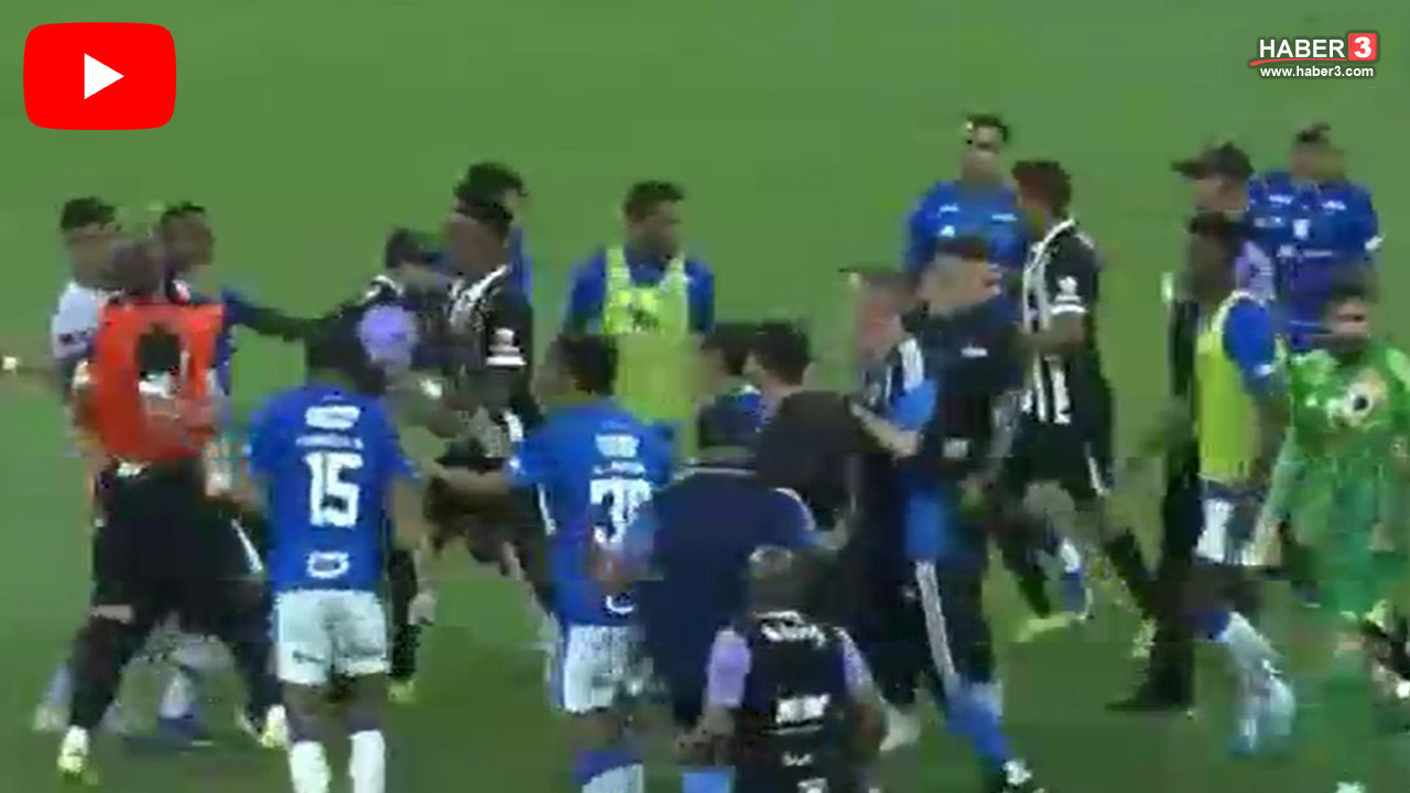 Final maçı savaş alanına döndü: Tam 23 kırmızı kart çıktı!