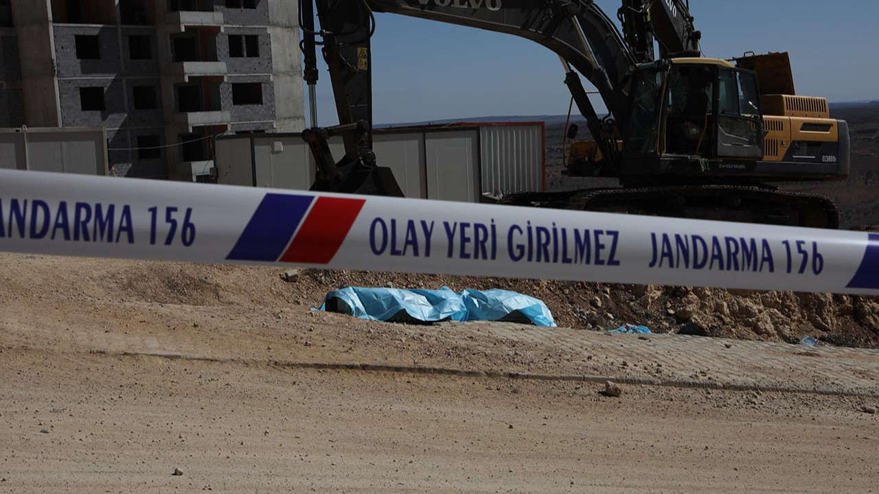 Gaziantep semalarında düşürülen İran füzesinden ilk görüntüler