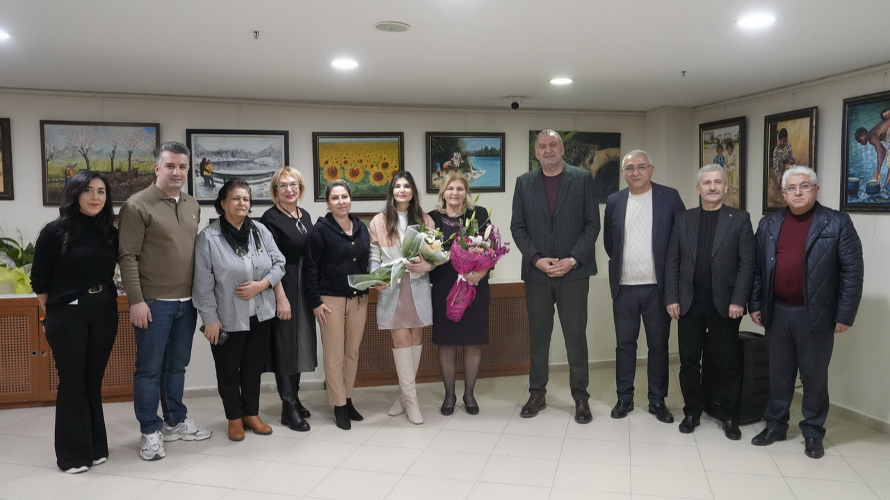 Kartal’da Sanat Rüzgârı: “Bıraktığımız İzler” Sergisi Sanatseverlerle Buluştu